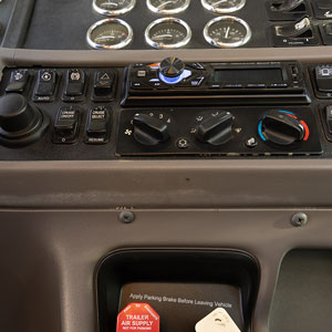 2012-2015 Peterbilt 365